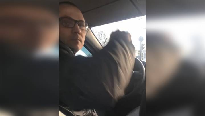 Пермский таксист набросился на пассажира из-за небольшой цены поездки. Видео