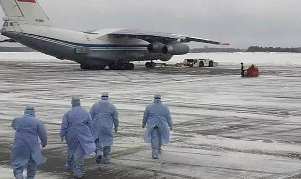 Иностранцам, возвращающимся из Китая, запретили делать пересадку в российских аэропортах