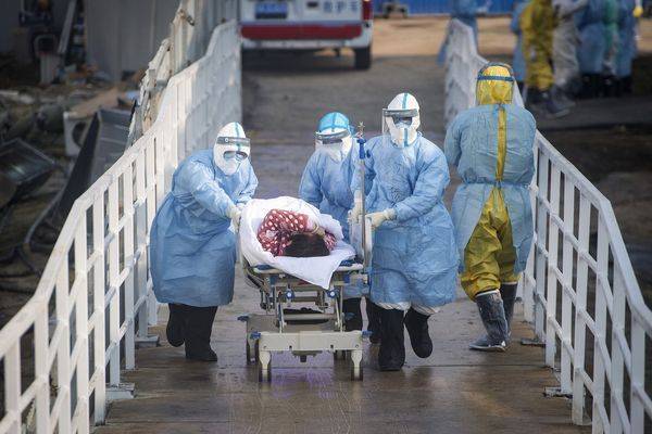 Число умерших от коронавируса в Китае превысило 560 человек