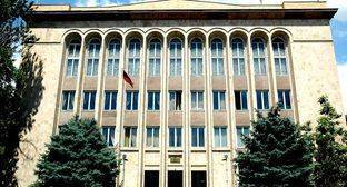 Власти Армении инициировали прекращение полномочий судей Конституционного суда
