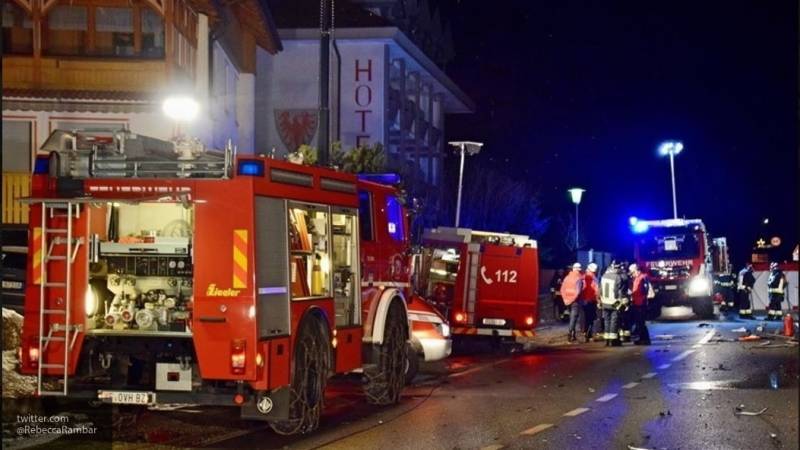 Итальянские спасатели показали обстановку внутри сошедшего с рельсов скоростного поезда
