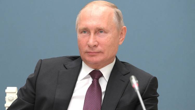 Путин прогнозирует, что через пять лет большинство ученых в России будет моложе 40 лет