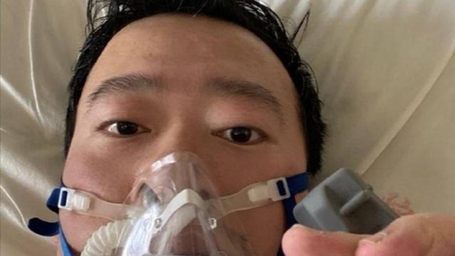 СМИ опровергли новость о смерти китайского врача, который первым узнал о коронавирусе