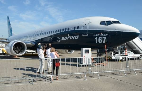 СМИ сообщили о новых проблемах с программным обеспечением у Boeing 737 MAX