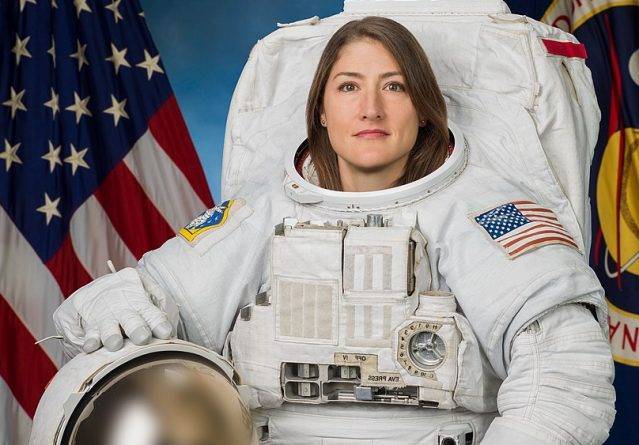 Новый космический рекорд: Астронавтка NASA Кристина Кох благополучно вернулась на Землю после 11-месячного путешествия