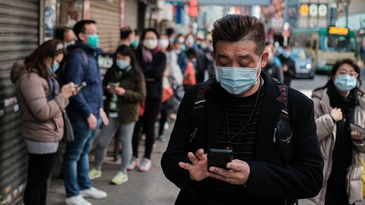 Число жертв коронавируса в Китае увеличилось за сутки до 636 человек