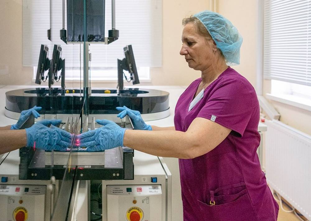 Шесть столичных клиник получили новое оборудование для диагностики рака