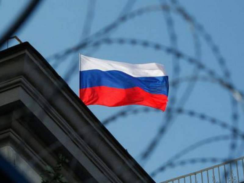 В Минфине предупредили о вреде снятия санкций с России