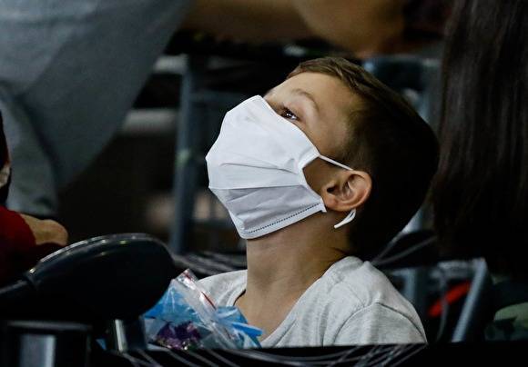 ФАС нашла источник скачка цен на медицинские маски в России: производители и оптовики