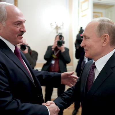 Путин и Лукашенко проводят переговоры в Сочи