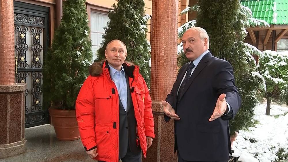 "Везет же вам!" Лукашенко позавидовал Путину из-за снега