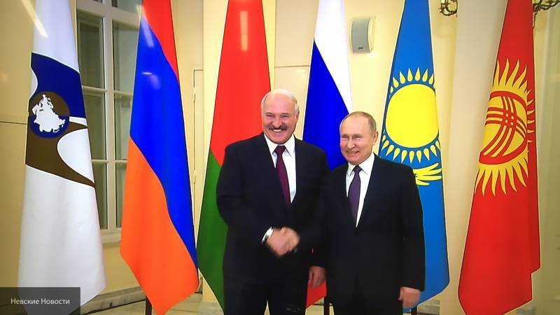 Путин: на встрече с Лукашенко были затронуты представляющие взаимный интерес вопросы