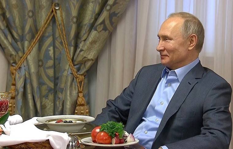 Видео обеда Путина и Лукашенко в Сочи появилось в Сети