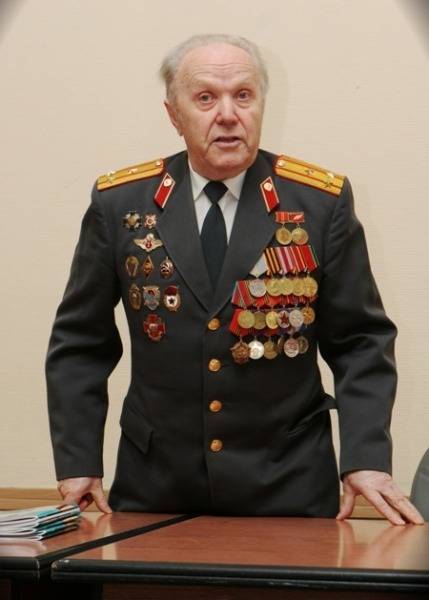 В Екатеринбурге простились с легендарным полковником полиции и членом Союза журналистов