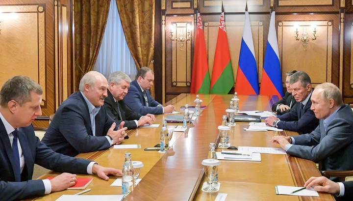 Российская делегация прибыла на переговоры Путина и Лукашенко