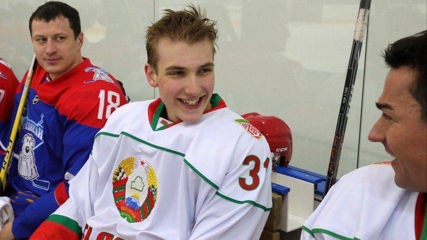 Видео тренировки сына Лукашенко перед хоккейным матчем с участием президентов РФ и Белоруссии