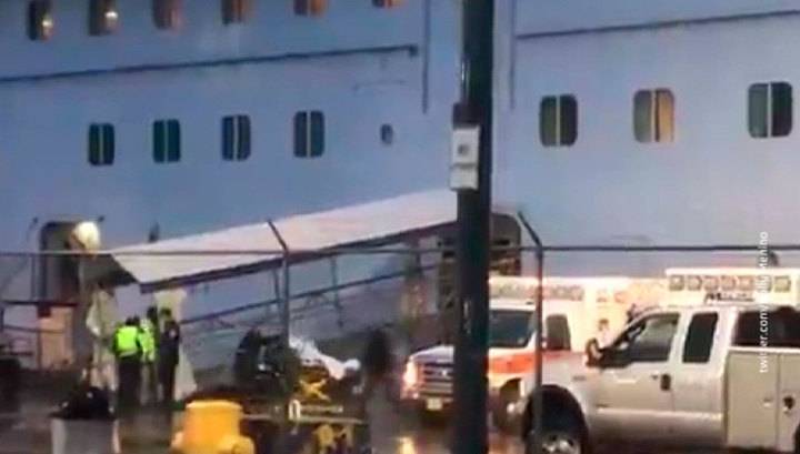 В Нью-Джерси четыре пассажира круизного лайнера госпитализированы с подозрением на коронавирус