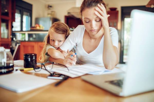 Как бизнес-леди найти баланс между семьей и работой: 3 важных совета - moneytimes.ru