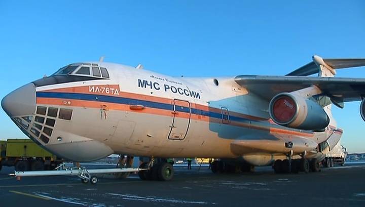 Ил-76 с гуманитарным грузом вылетел в Китай