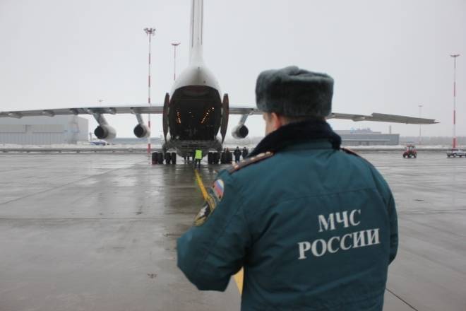 Россия направила в Китай самолет МЧС с гуманитарной помощью