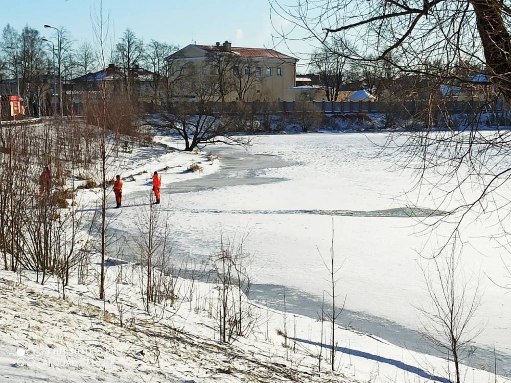 Еще двое лыжников провалились под лед и погибли в карьере в Ленобласти