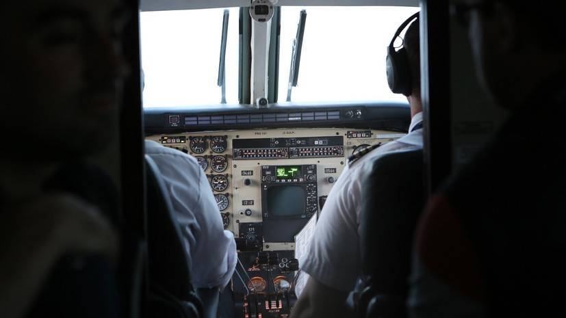 СМИ сообщили о планируемых сокращениях иностранных пилотов в Китае