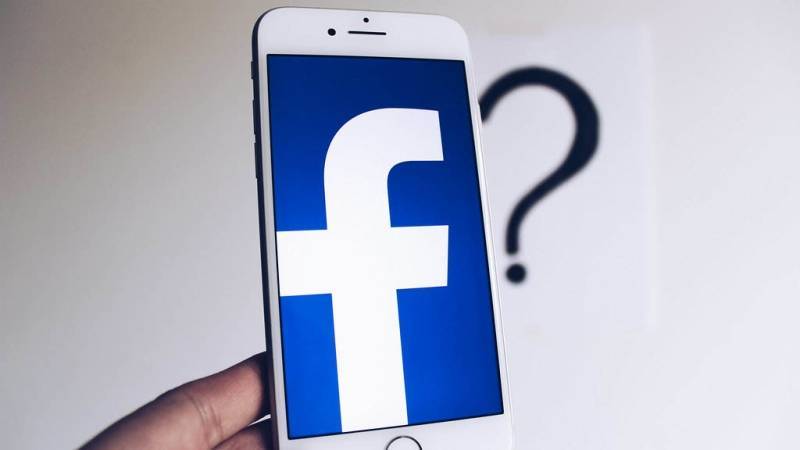 Головин заявил, что Facebook с помощью новых плагинов сливает личные данные пользователей