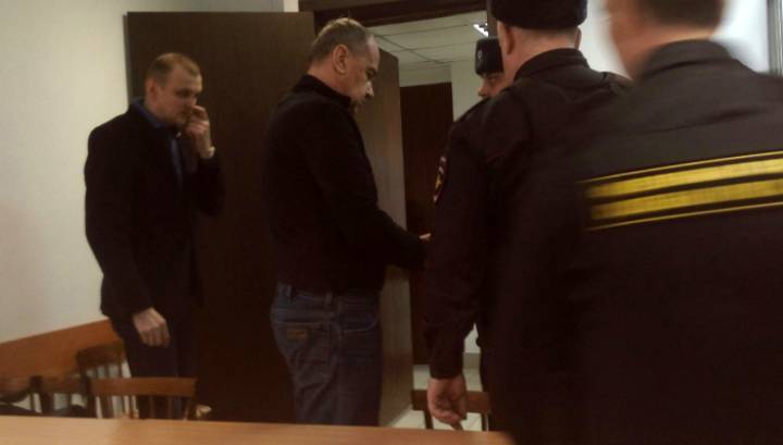В Петрозаводске арестовали экс-министра и замдиректора аэропорта