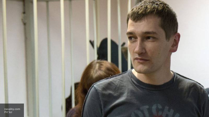 Гаспарян назвал тюрьму "единственным памятным событием" в жизни Олега Навального