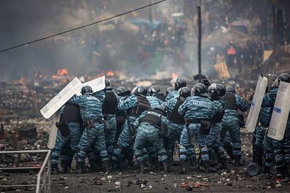 Два бывших бойца «Беркута» после обмена пленными в Донбассе вернулись в Киев - lenta.ru - Украина - Киев