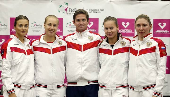 Российские теннисистки вышли в финальную стадию Кубка Федерации