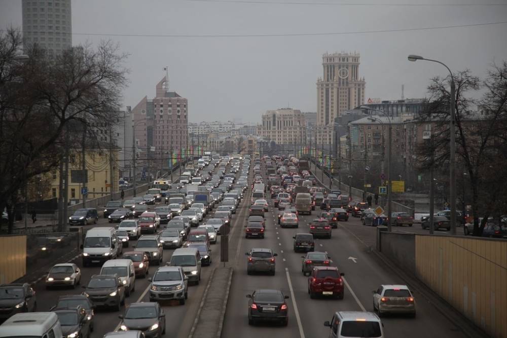 Синоптик заявил о возвращении в Москву аномального тепла