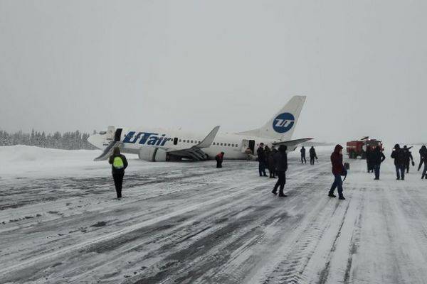 Самолет Utair совершил жесткую посадку в аэропорту Усинска