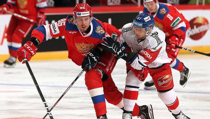 Российские хоккеисты уступили чехам в серии буллитов и заняли последнее место на этапе Евротура