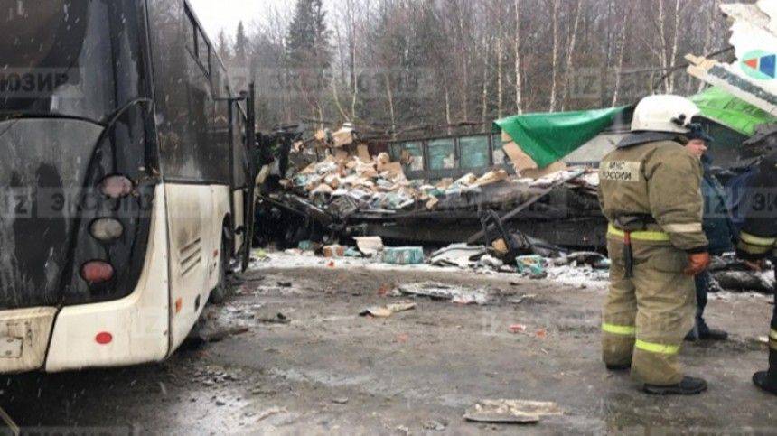 СК возбудил дело после смертельного ДТП с автобусом в Кузбассе