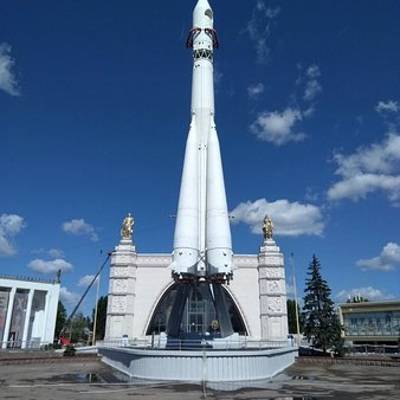 На ВДНХ пройдет встреча с космонавтами Николаем Тихоновым и Андреем Бабкиным
