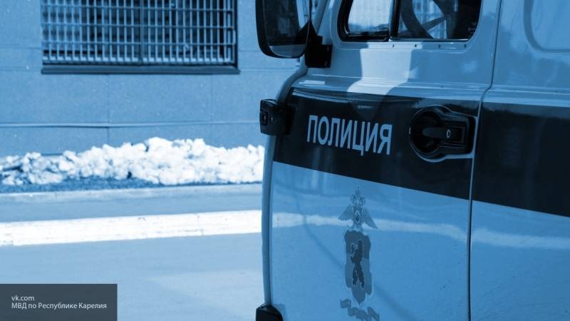 Полицейские задержали 70 человек в одной из кальянных в Москве