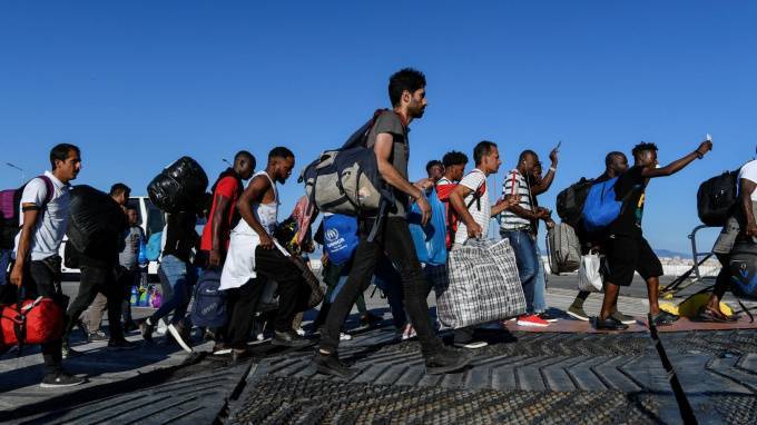Турецкую границу пересекли более 47 тысяч беженцев