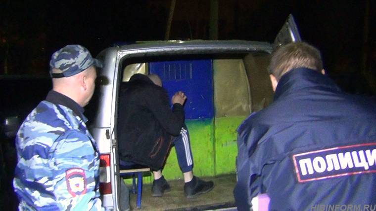 Московские правоохранители задержали 70 человек в одной из кальных города