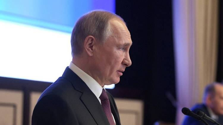 Путин заявил, что ситуация с коронавирусом под контролем в РФ