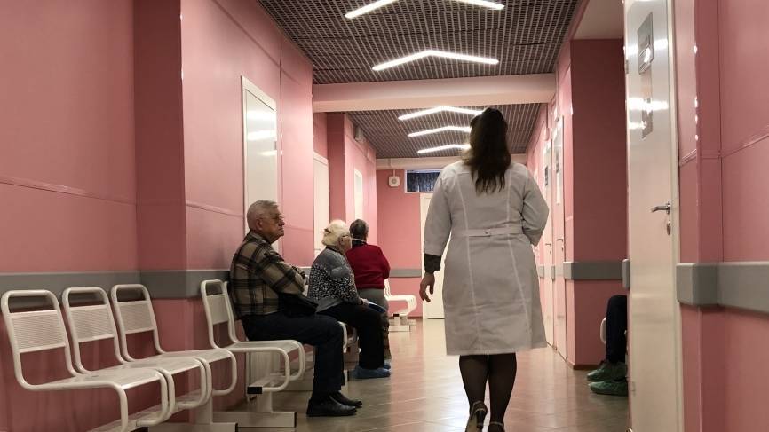 Сбежавшую из-под карантина по коронавирусу женщину объявили в розыск в Севастополе