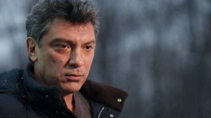 На марше памяти Бориса Немцова в Петербурге задержали 8 человек
