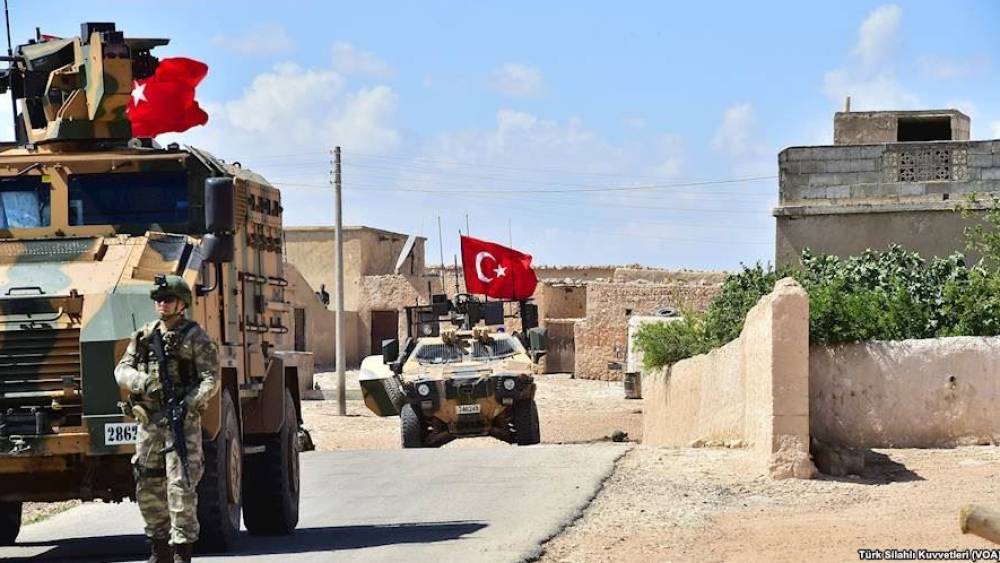 Турция сбила два сирийских самолета в Идлибе