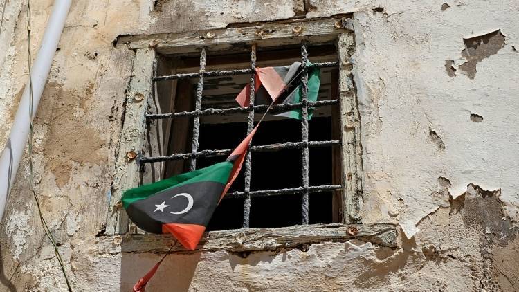 Боевики ПНС Ливии творят произвол против мирных жителей