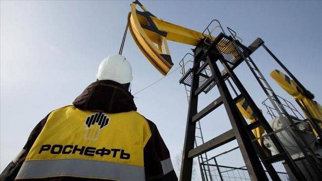 Bloomberg: «Роснефть» нарастит добычу сразу после окончания сделки ОПЕК+
