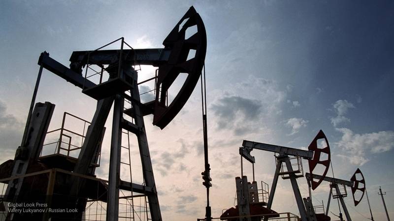 Экономист Колташов считает, что Россия сможет обернуть нефтяной кризис себе на пользу