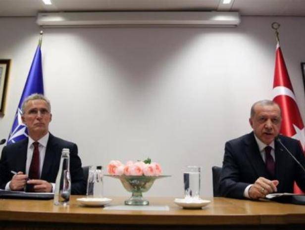 Эрдоган просит НАТО защитить «бастион Европы» в Сирии