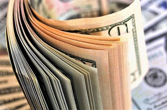 Курс доллара на Мосбирже превысил 72 рубля на открытии торгов