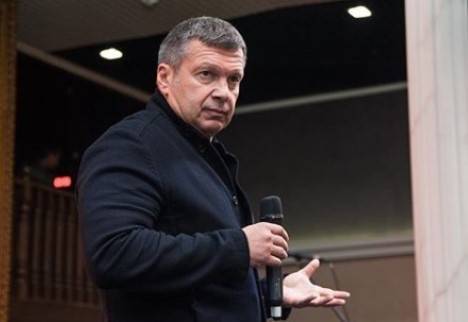 Соловьев рассказал, кто проиграет из-за обвала нефтяных котировок