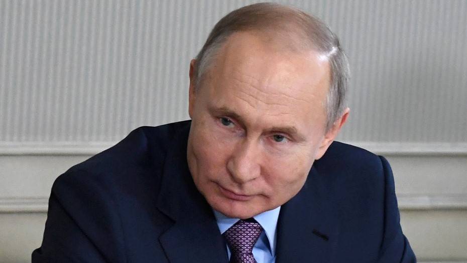 Путин назвал "чушью" заявление Зеленского об освобождении Освенцима